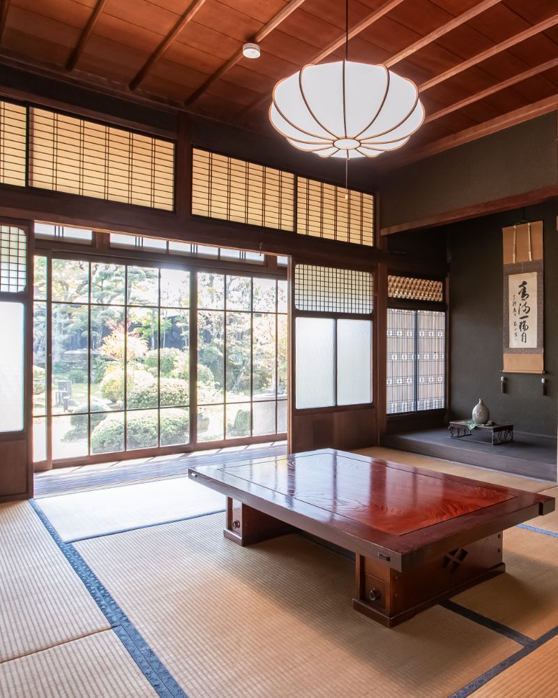 座敷 Traditional Tatami Suite
